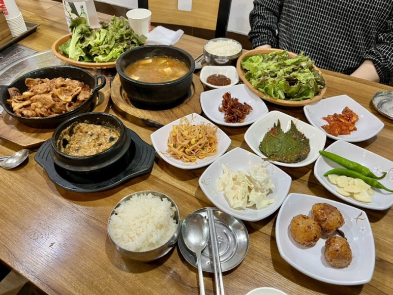 봉담한식부페 이미지