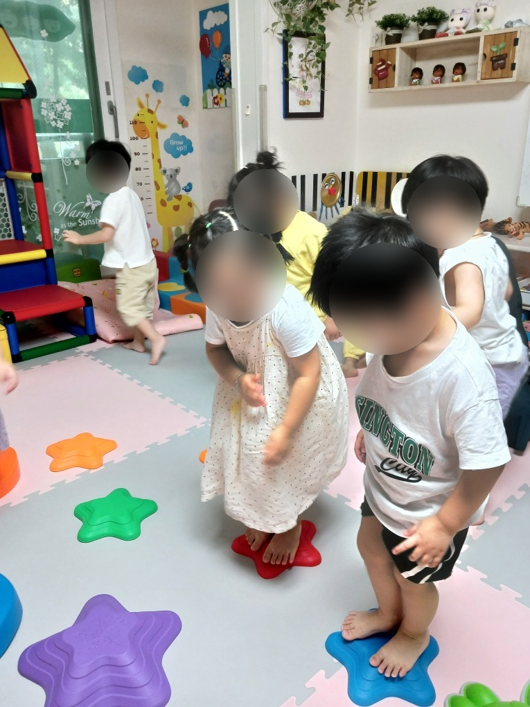 생각이크는아이 이미지