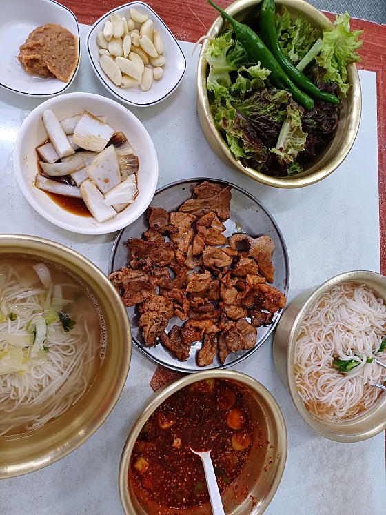 옛날잔치국수 이미지
