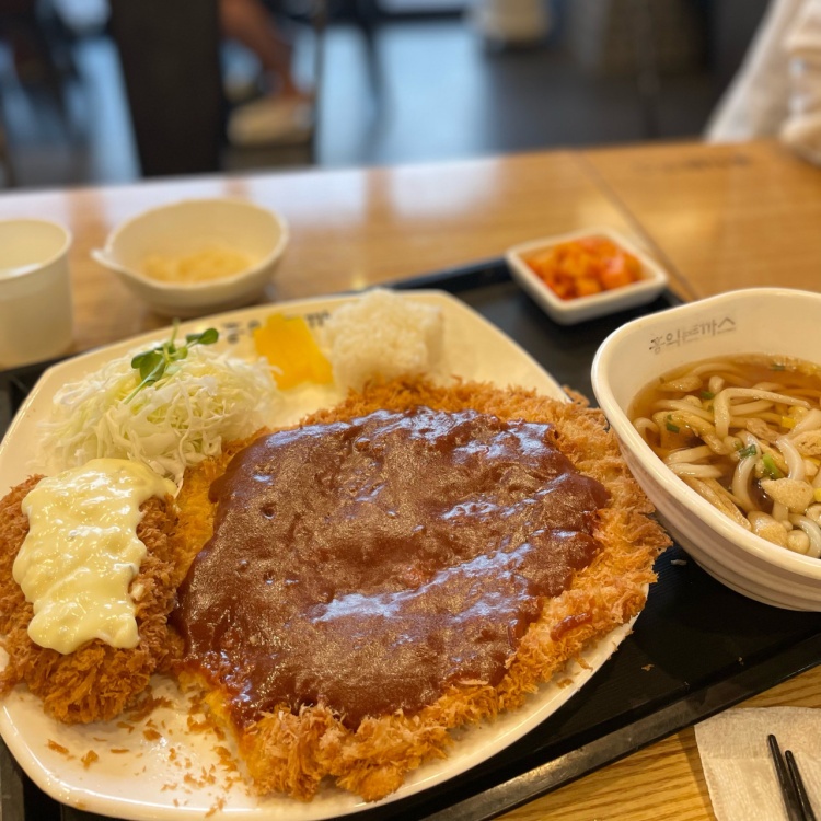 홍익주유소 이미지