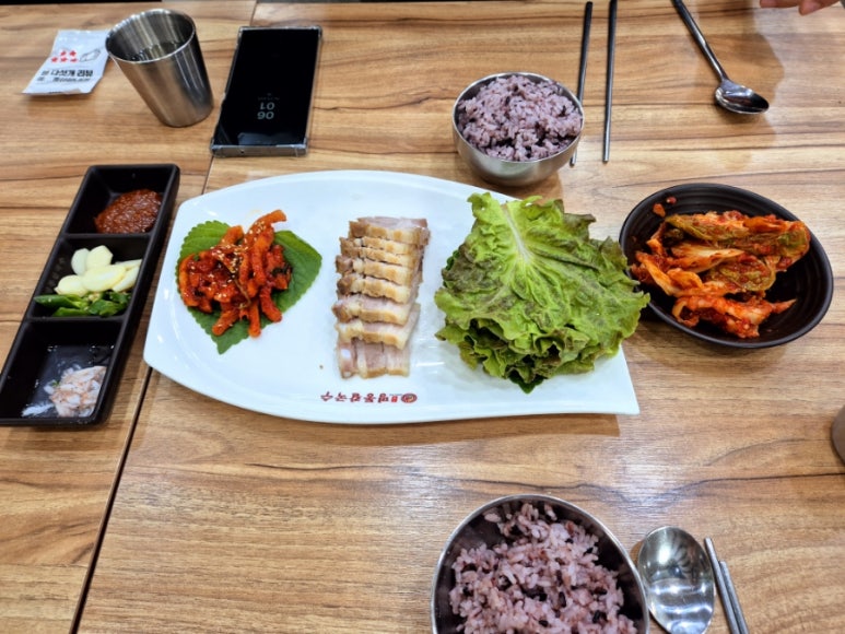 명동칼국수두정역점 이미지