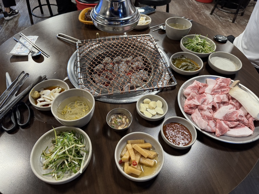 본가참숯뒷고기 이미지