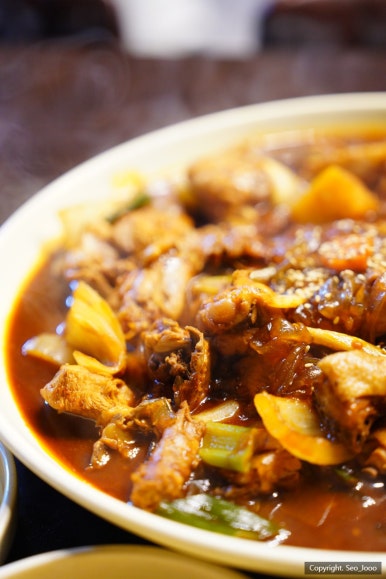 꼬꼬닭발 이미지