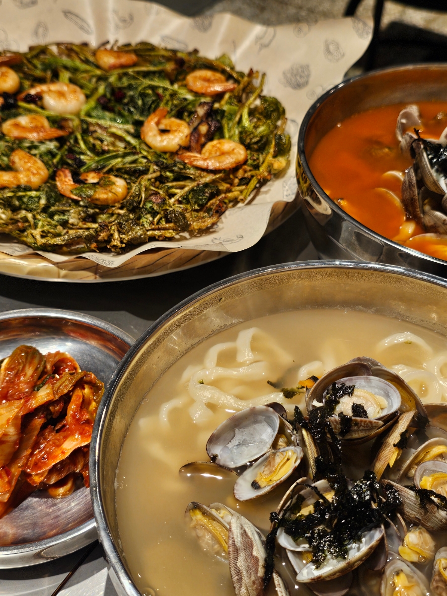 바지락칼국수 이미지