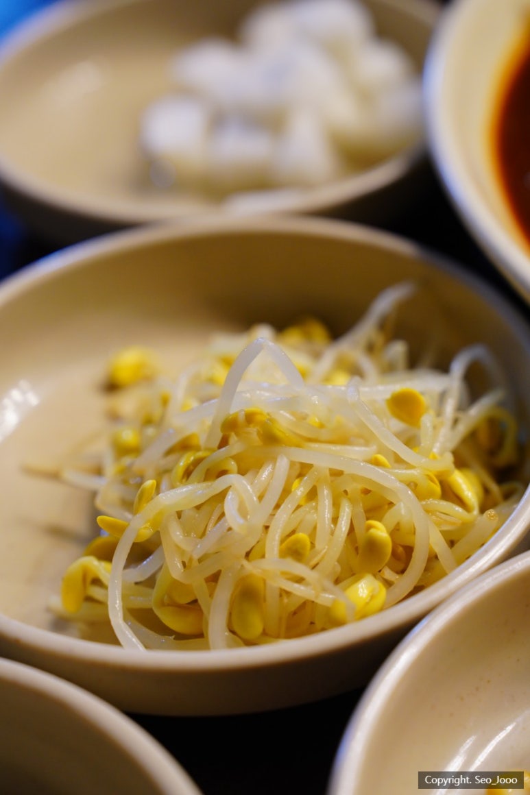 꼬꼬닭발 이미지