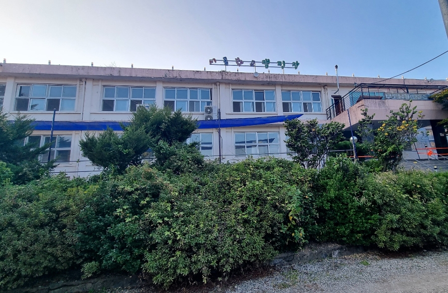 시골학교캠핑장 이미지