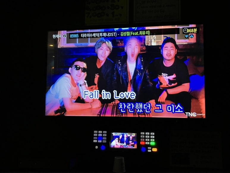 악마는프라다를싸게입는다 이미지