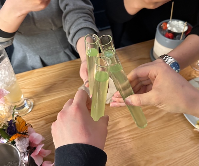 꼼데푸생 이미지