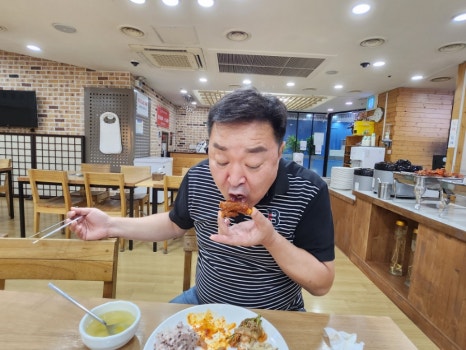 엄마네한식뷔페 이미지