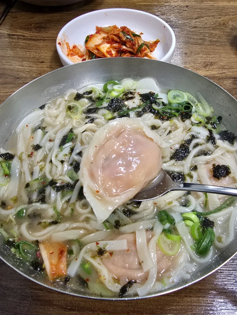 이모네만두 이미지