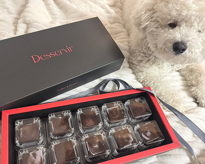 디저븨르(desservir) 이미지