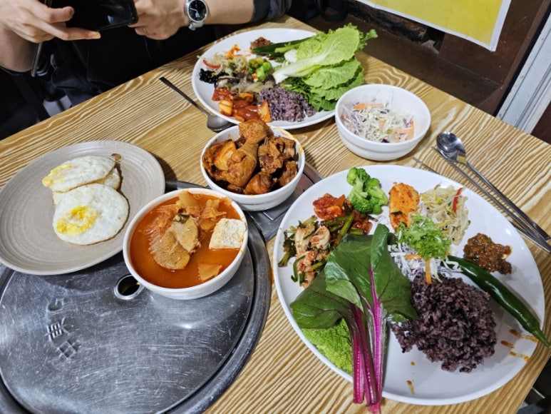 삼거리뷔페식당 이미지