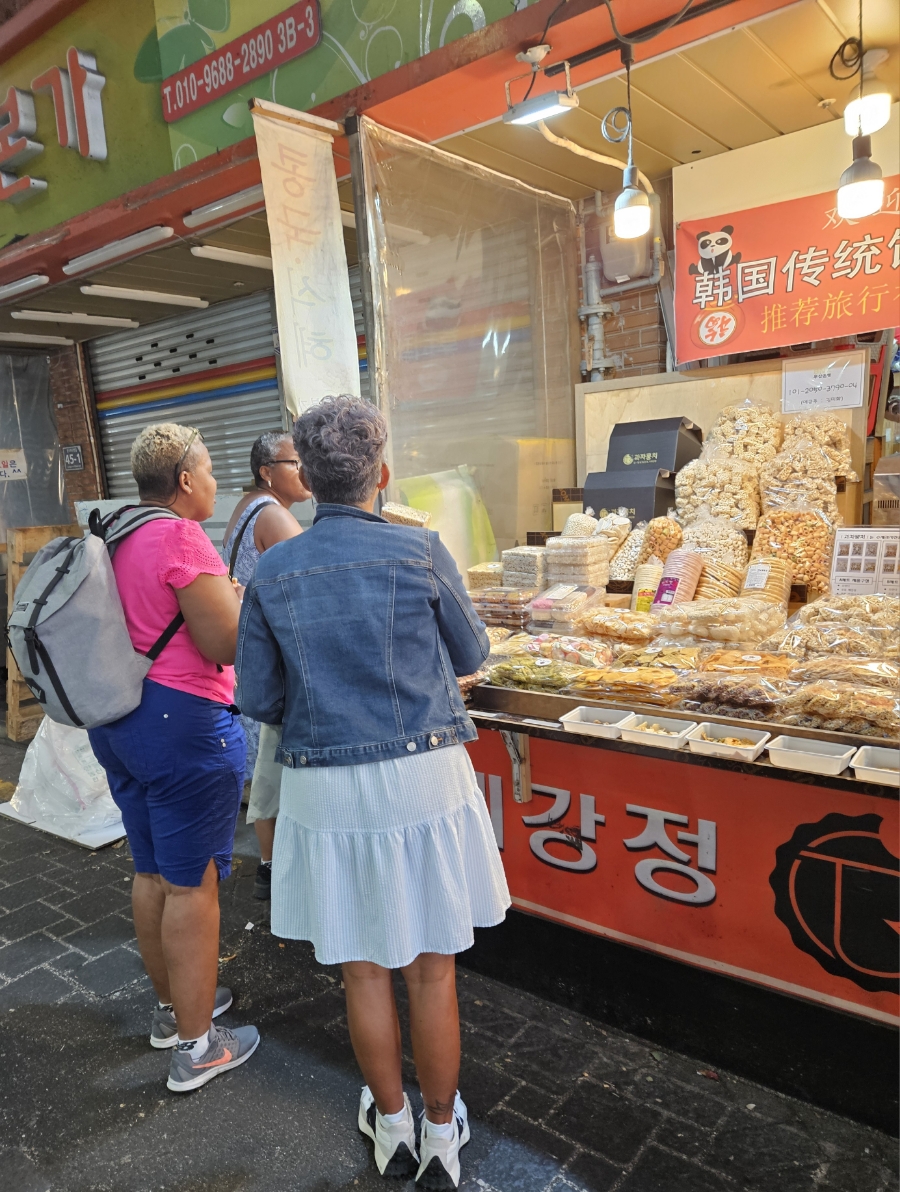 과자뭉치 이미지