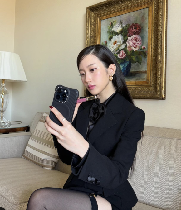 모던시크 이미지