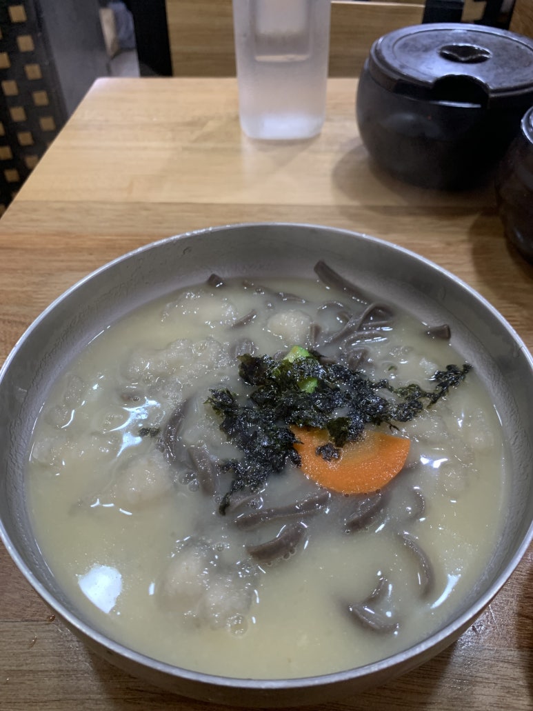 옹심이메밀칼국수 이미지