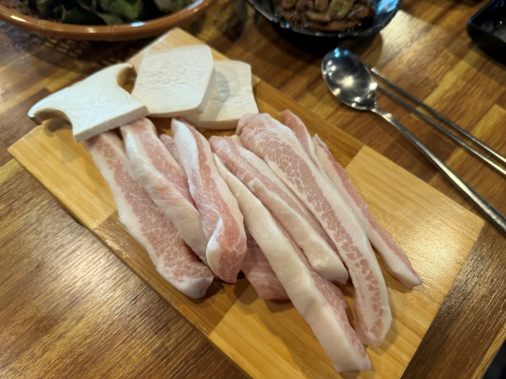 맛돼지 이미지