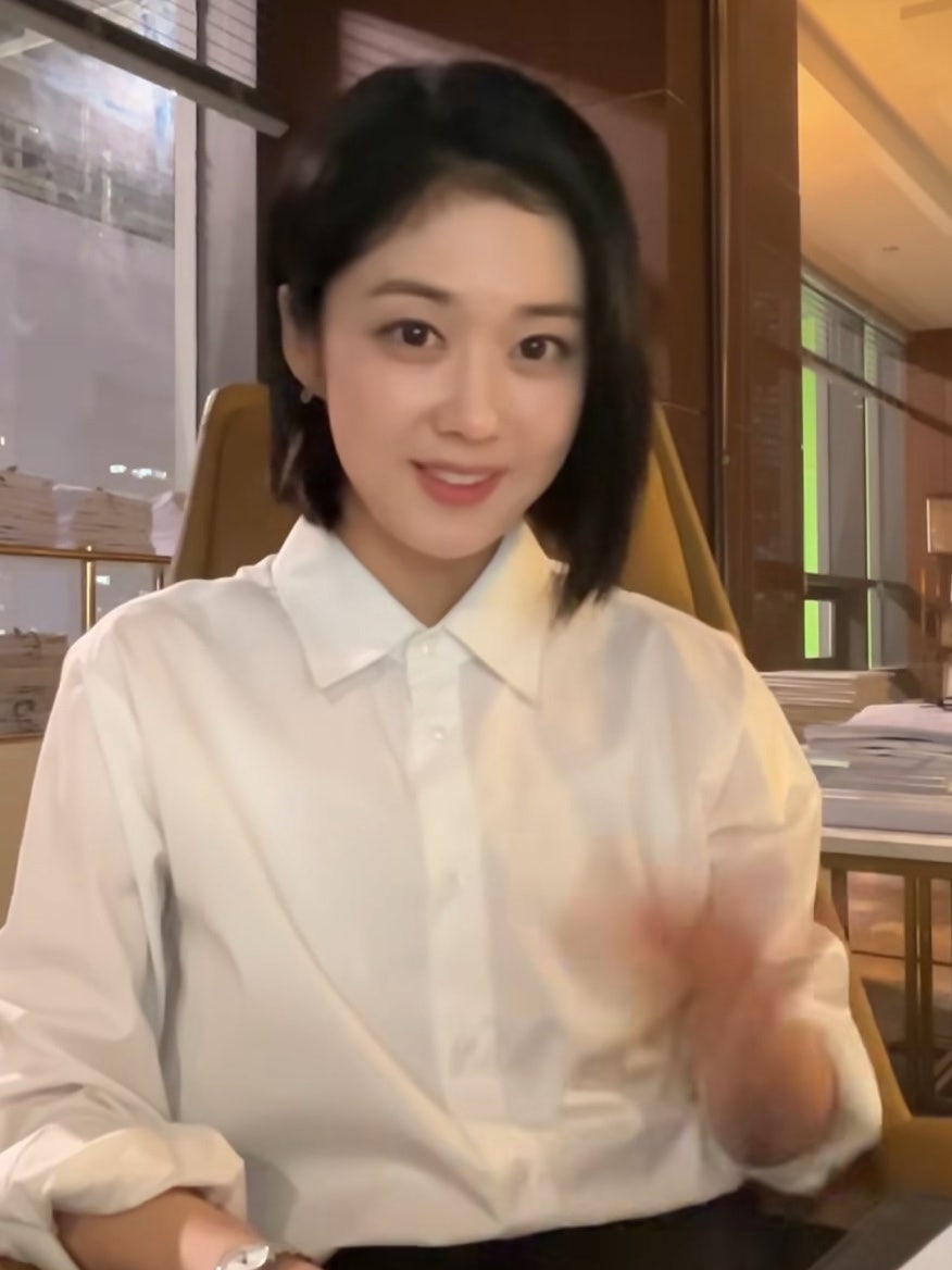 단발머리 이미지