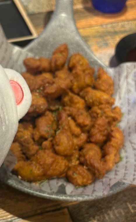 오븐숯불민족두마리치킨 이미지