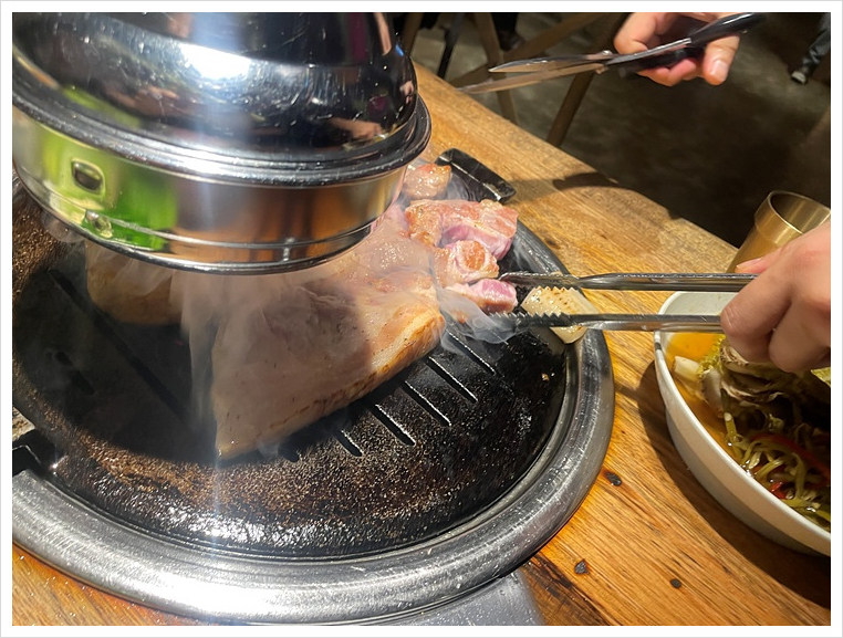 청춘삼겹살 이미지