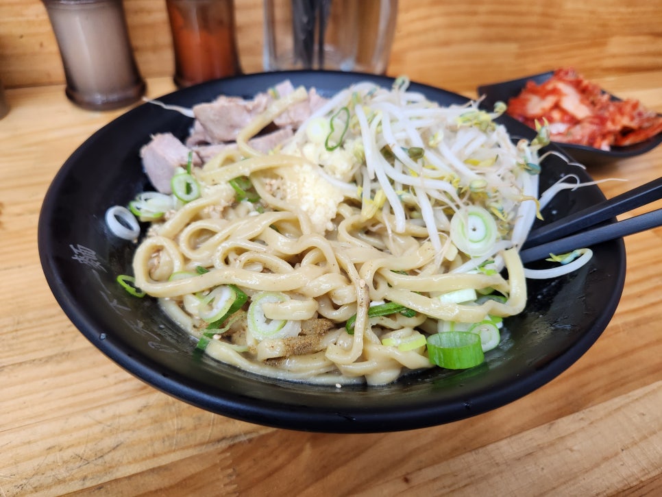 한창희천하일면 이미지