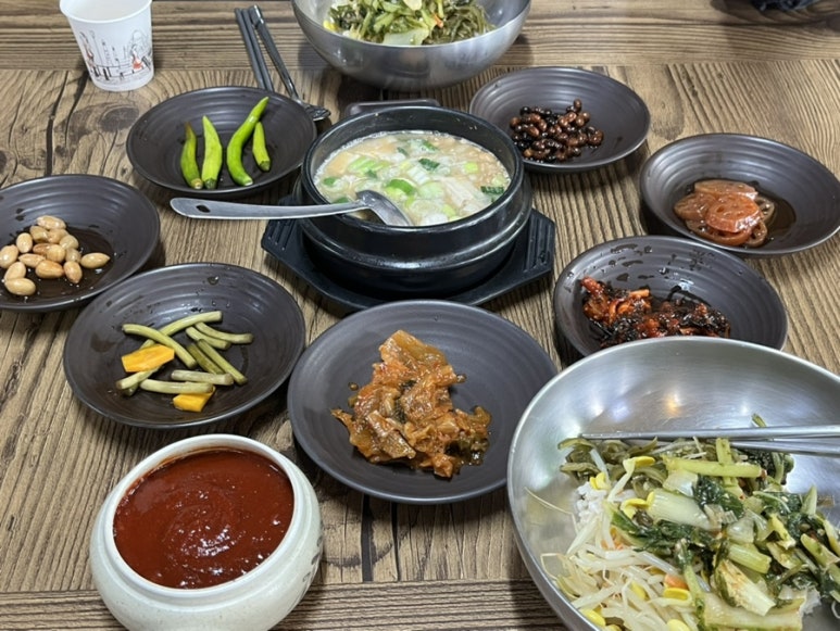 의령보리밥집 이미지