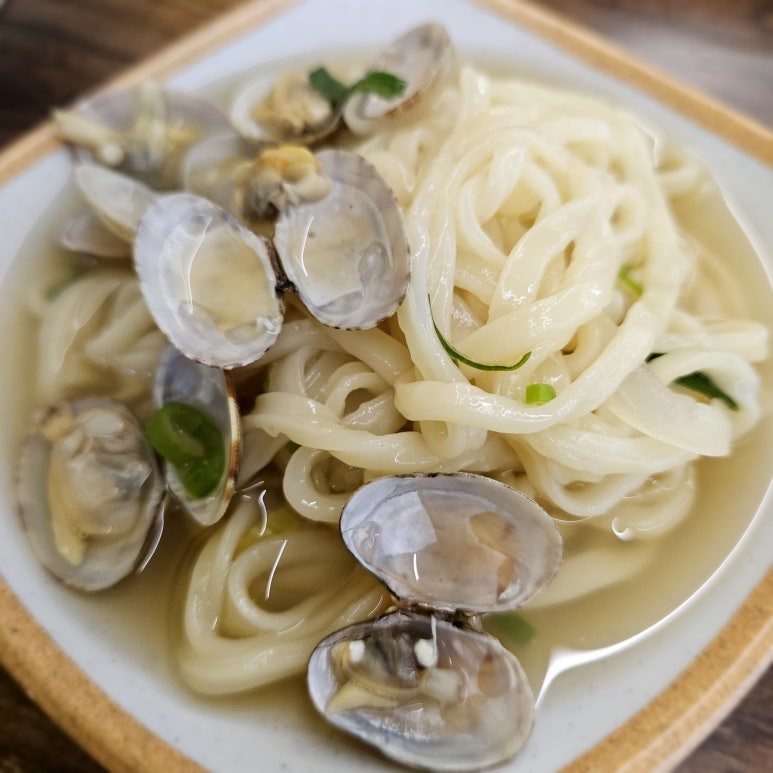 손맛칼국수 이미지
