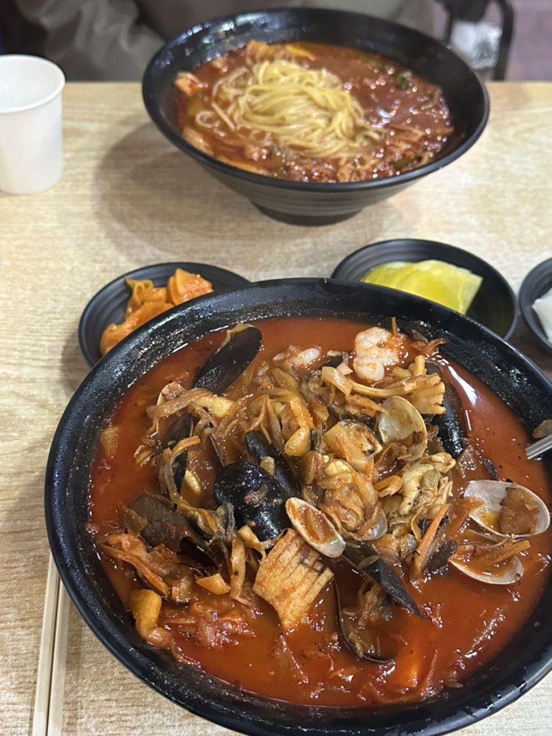 열라용 짬뽕 이미지