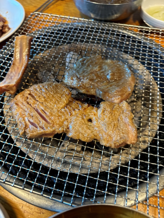 굴다리숯불돼지갈비 이미지