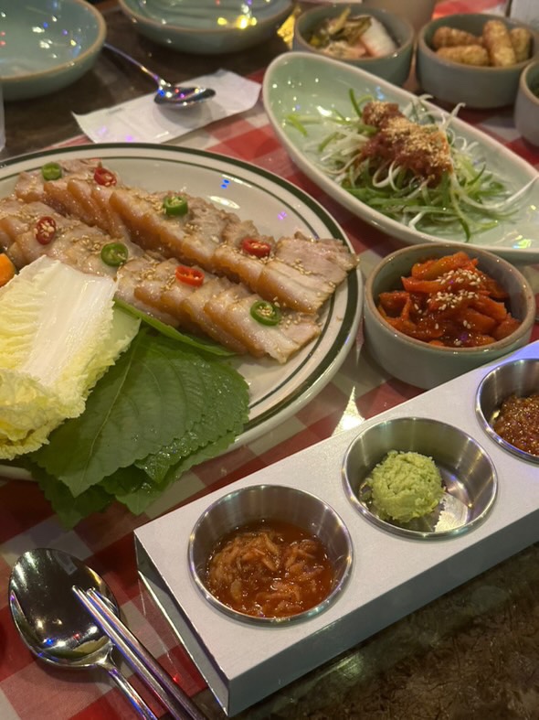 지인식당 이미지