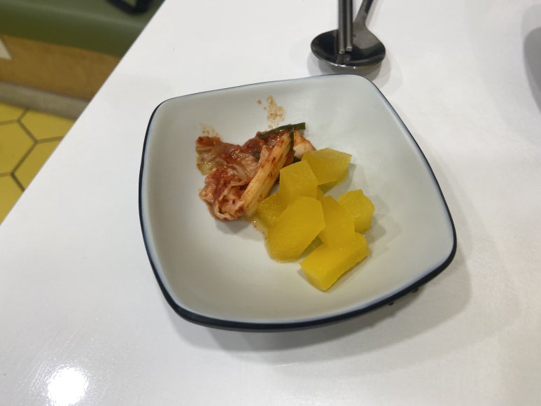 호시탐탐꼬마김밥 이미지