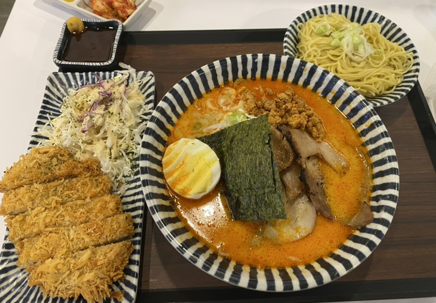 밀튼 가츠멘 이미지