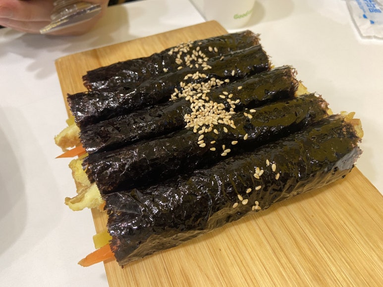 호시탐탐꼬마김밥 이미지