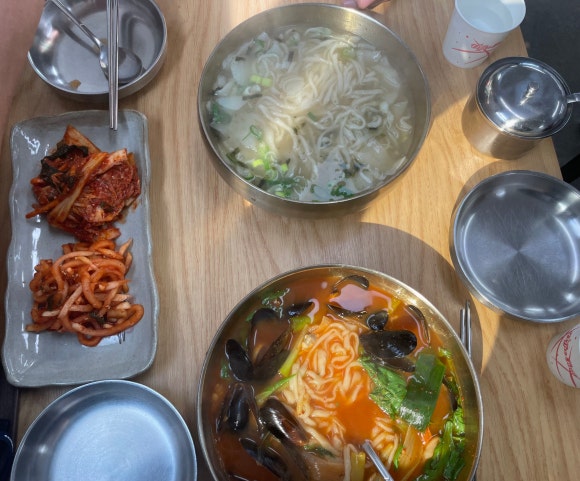 월송만두칼국수 이미지