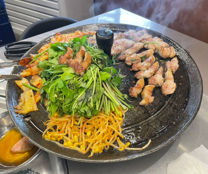 하남돼지집 신촌점 이미지