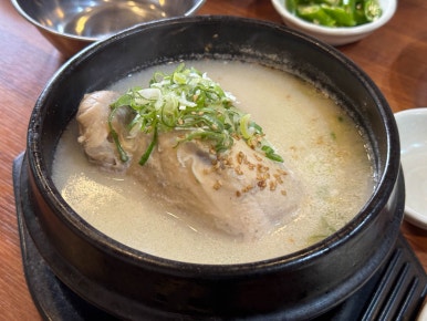 장수능이삼계탕 이미지