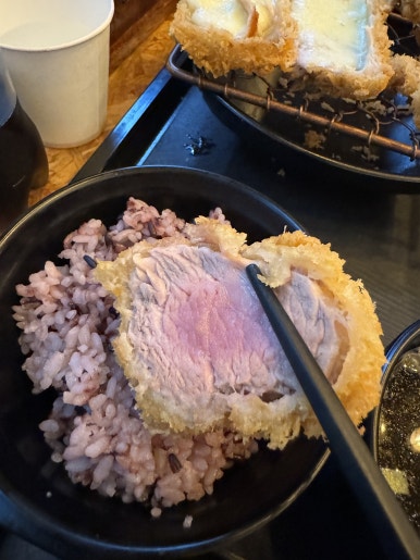 정성카츠 이미지