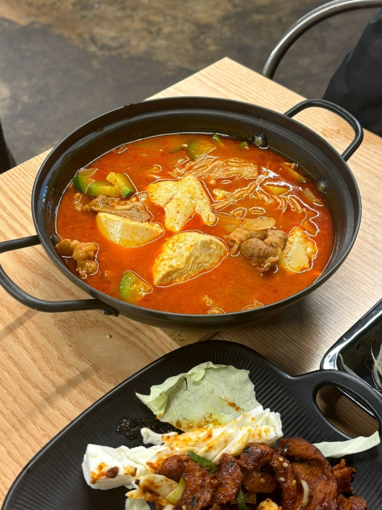 인생제육 이미지