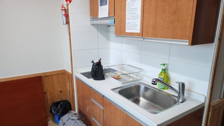 찌숯불바베큐 이미지