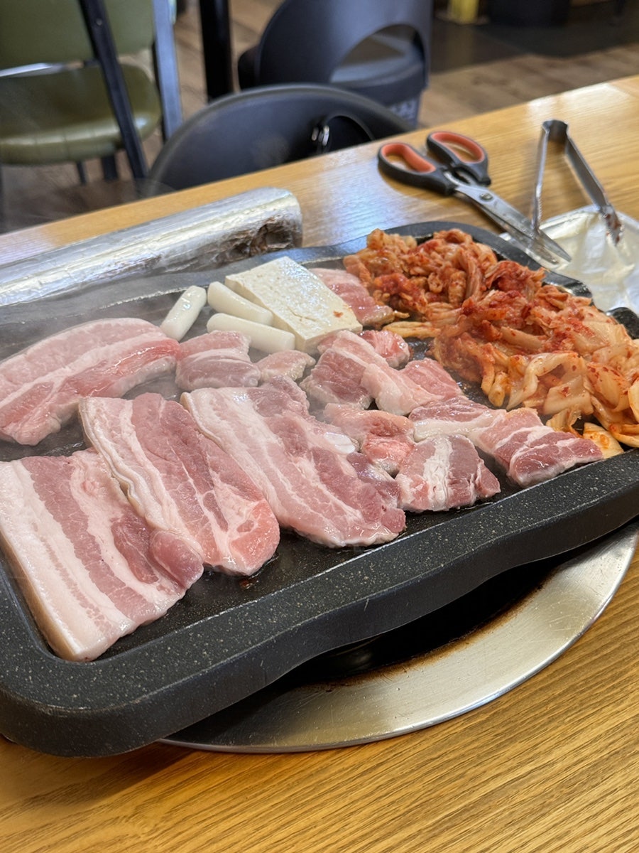 원조응암똥돼지 이미지