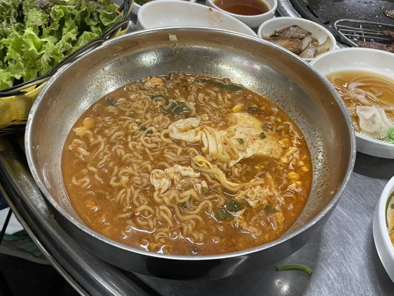 변강쇠숯불촌 이미지