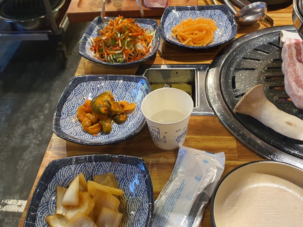 대박꽃돼지정육식당 이미지