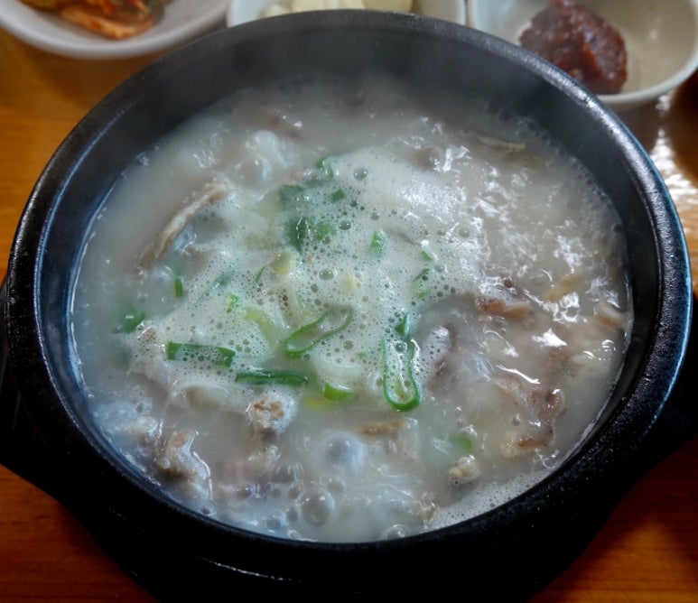장군순대국 이미지