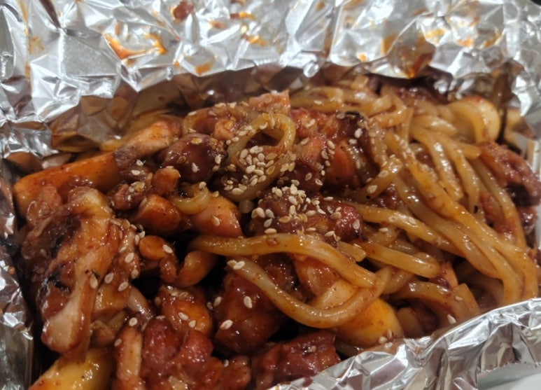 타고난숯불치킨 이미지