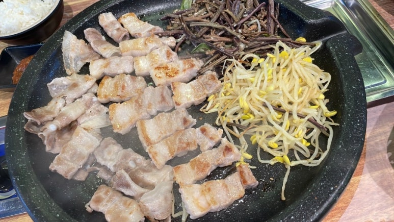 사구대패오구삼겹 이미지