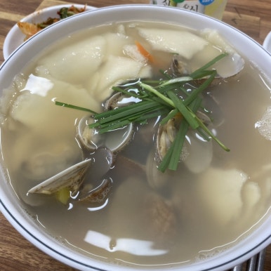 이모네바지락칼국수 이미지