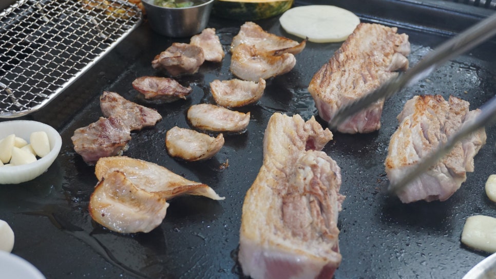 왕돌판고기집 이미지