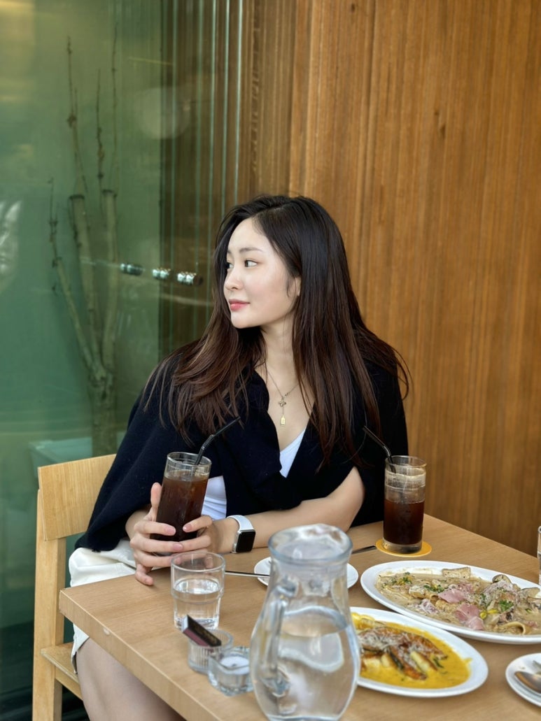 하이펍 라운지 이미지
