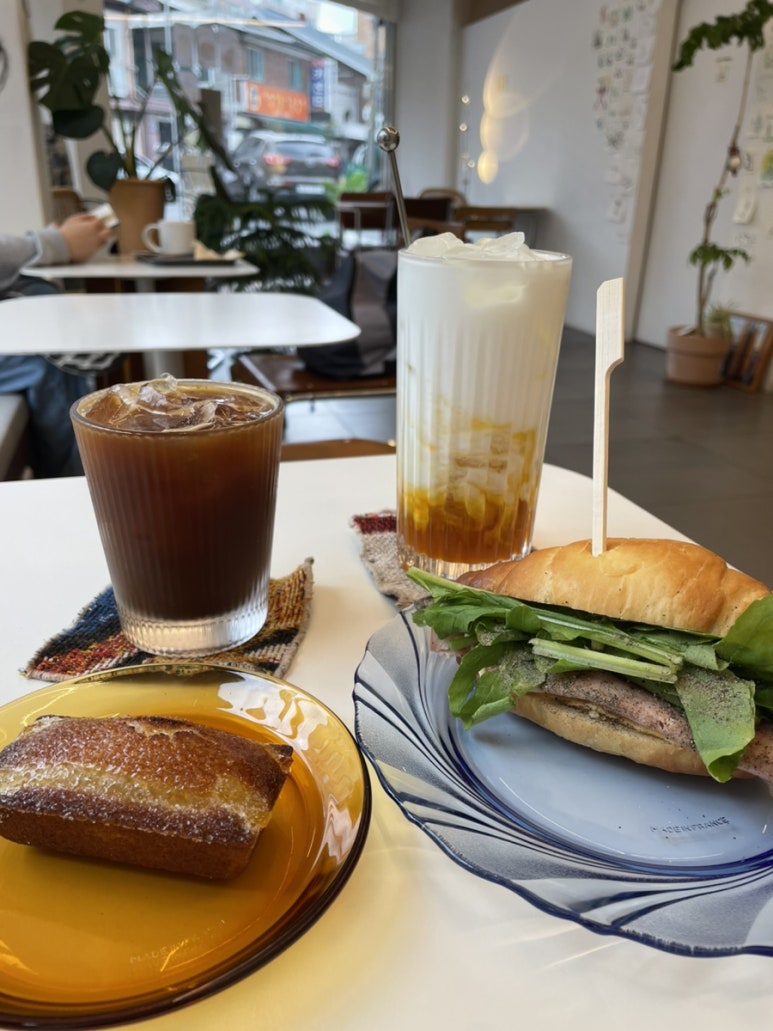 딱다구리커피 이미지