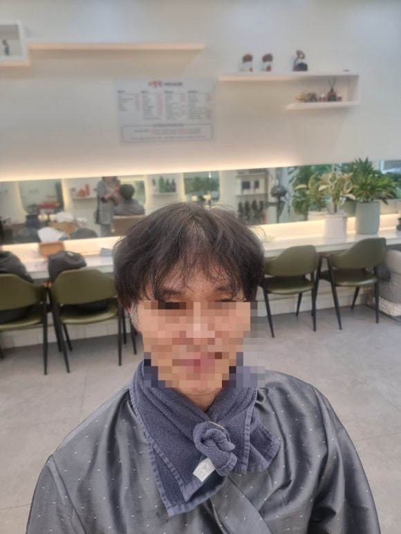 이끌린헤어살롱 이미지