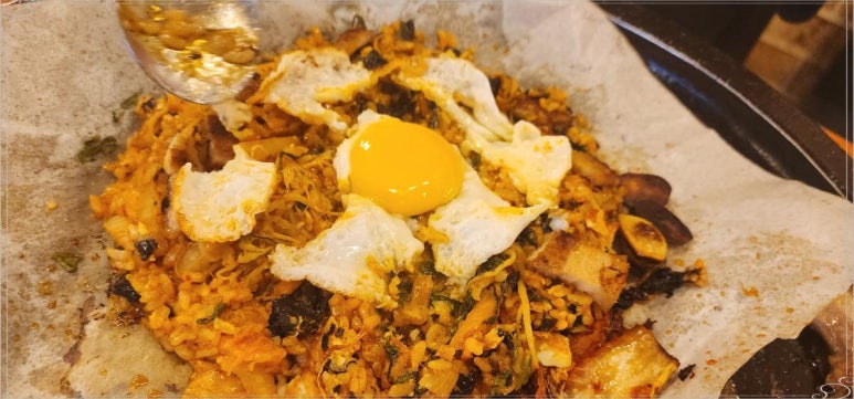 가마솥에생삼겹 이미지